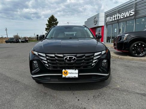 Used 2023 Hyundai Tucson SEL w/ Convenience Package AWD/4WD image 2