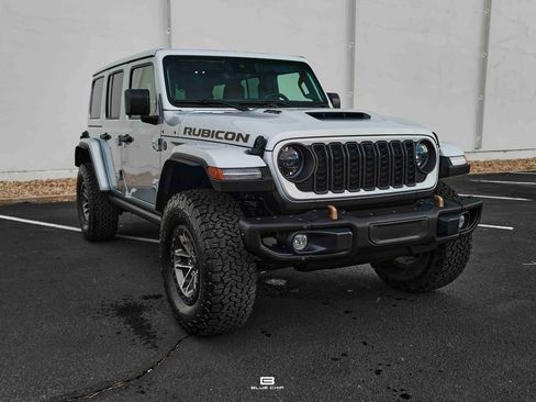 Used 2024 Jeep Wrangler Unlimited Rubicon 392 AWD/4WD image 18