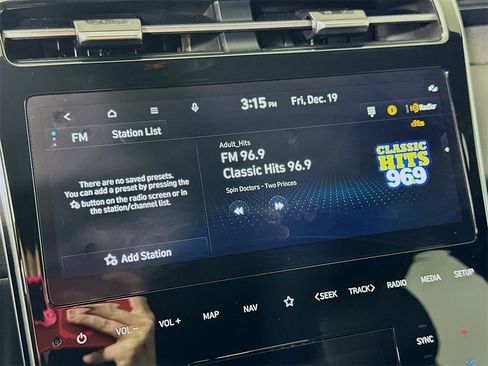 Used 2024 Hyundai Santa Cruz Limited image 29