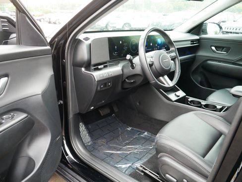 Used 2024 Hyundai Kona Limited AWD/4WD image 11