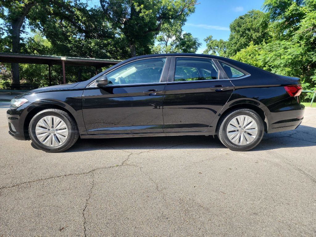 Used 2019 Volkswagen Jetta S w/ Driver Assistance Package FWD image 4