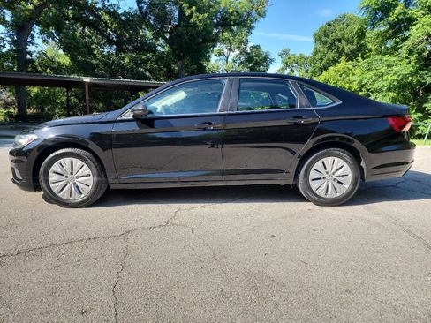 Used 2019 Volkswagen Jetta S w/ Driver Assistance Package FWD image 4