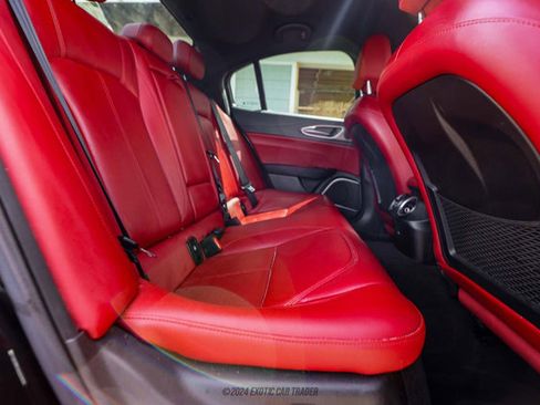 Used 2020 Alfa Romeo Giulia w/ Quick Order Package 22K Sport image 28