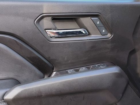 Used 2024 Chevrolet Colorado LT w/ LT Convenience Package II image 9