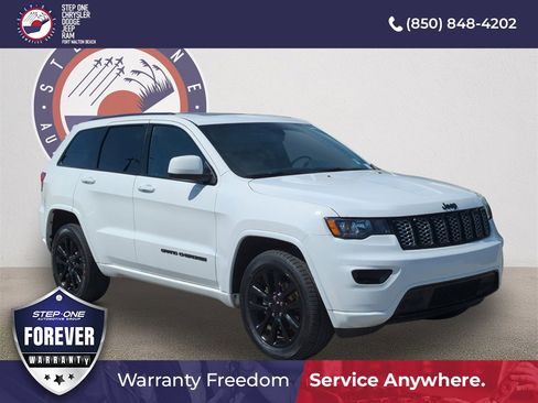 Used 2020 Jeep Grand Cherokee Altitude image 1