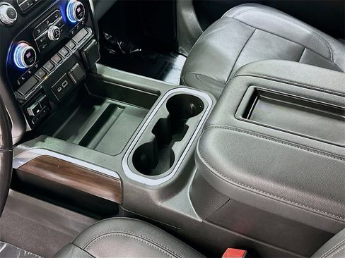 Used 2021 GMC Sierra 1500 SLT image 16