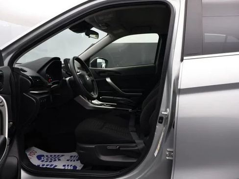 Used 2024 Mitsubishi Eclipse Cross LE AWD/4WD image 14