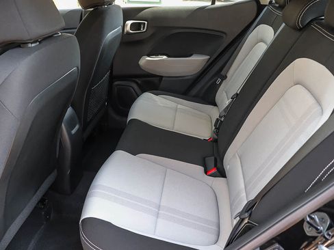Used 2023 Hyundai Venue SEL w/ Cargo Package FWD image 20
