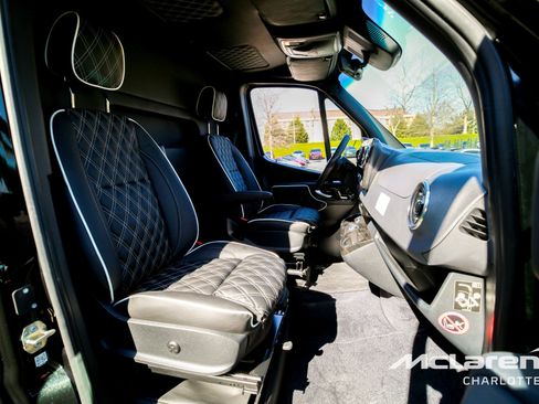 New 2024 Mercedes-Benz Sprinter 3500 image 18