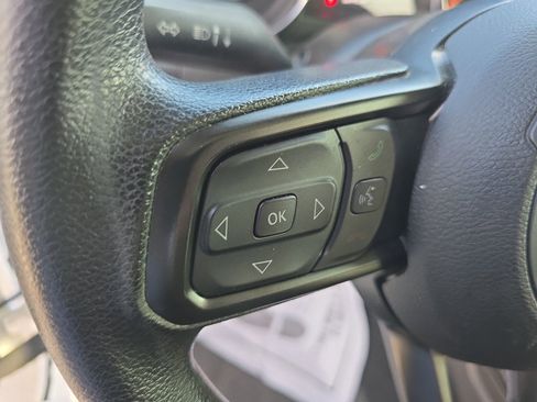 Used 2022 Jeep Gladiator Sport image 21