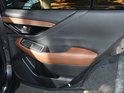 Used 2022 Subaru Outback Touring w/ Popular Package #2 image 22