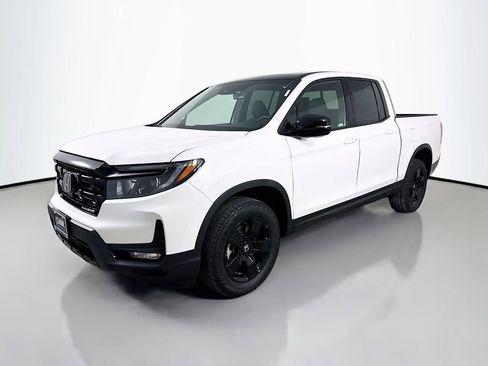 New 2026 Honda Ridgeline Black Edition image 3