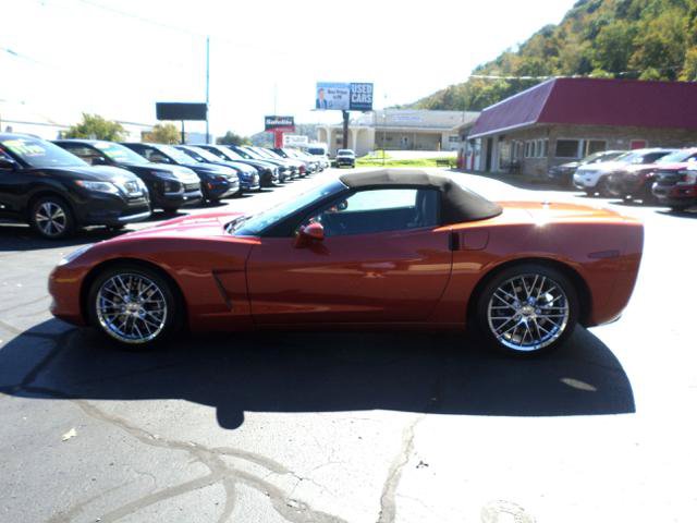 Used 2005 Chevrolet Corvette Convertible w/ Preferred Equipment Group RWD image 9