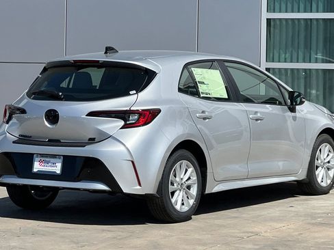 New 2026 Toyota Corolla SE FWD image 4