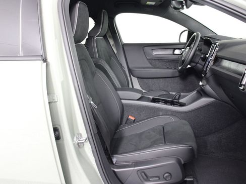 Certified 2023 Volvo C40 P8 Recharge Ultimate AWD/4WD image 27
