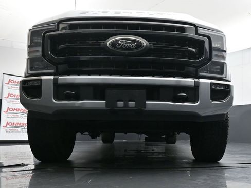 Used 2022 Ford F250 Lariat w/ Tremor Off-Road Package image 19