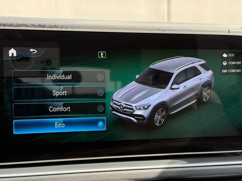 Used 2021 Mercedes-Benz GLE 350 image 11