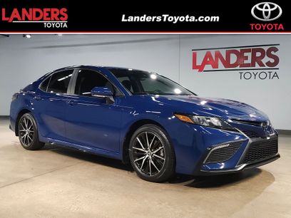 Used 2024 Toyota Camry SE w/ Convenience Package