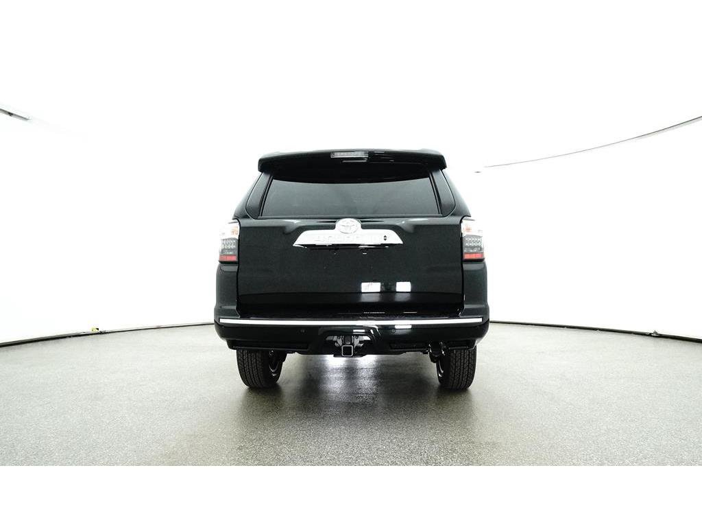 Used 2024 Toyota 4Runner Limited AWD/4WD image 29