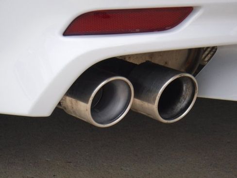 Used 2023 Toyota Camry XSE image 9