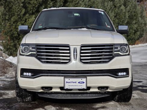 Used 2017 Lincoln Navigator L Select image 2