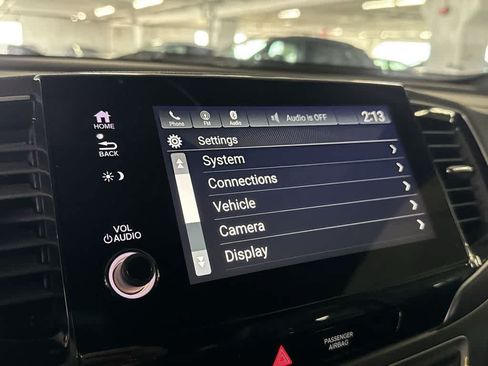Used 2024 Honda Passport EX-L image 17