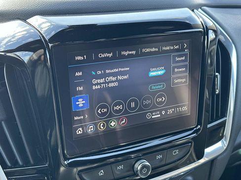 Certified 2023 Chevrolet Traverse LT image 29