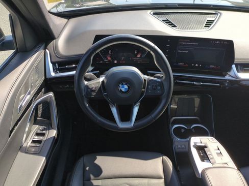 Used 2025 BMW X1 xDrive28i AWD/4WD image 31