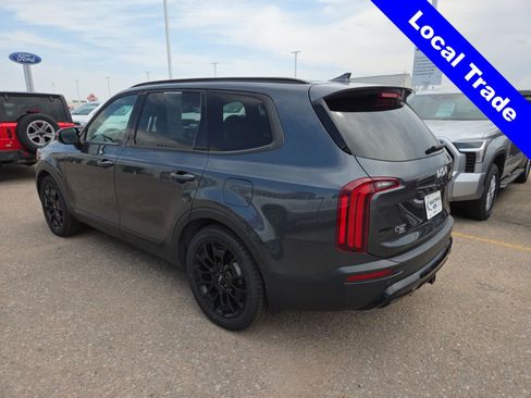 Used 2022 Kia Telluride SX w/ SX Prestige Package AWD/4WD image 3