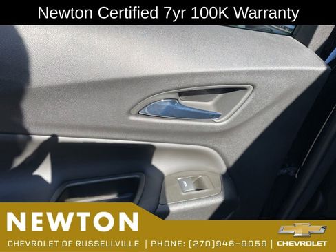 Used 2024 Chevrolet Equinox LT w/ LPO, Floor Liner Package FWD image 37