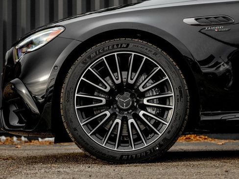 New 2026 Mercedes-Benz E 53 AMG e 4MATIC Sedan image 4