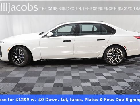 Certified 2025 BMW 760i xDrive w/ Executive Package image 4