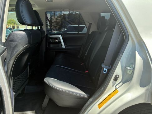 Used 2021 Toyota 4Runner Limited AWD/4WD image 29