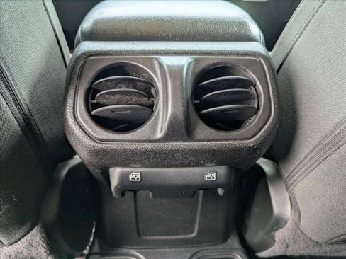 Used 2020 Jeep Wrangler Unlimited Sport AWD/4WD image 16