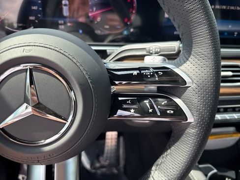 New 2025 Mercedes-Benz GLS 450 4MATIC image 19