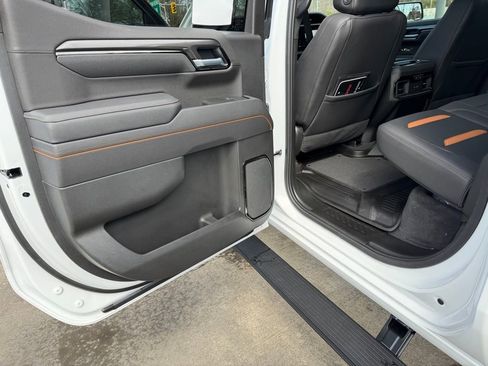 New 2025 GMC Sierra 1500 AT4 w/ AT4 Premium Package image 24