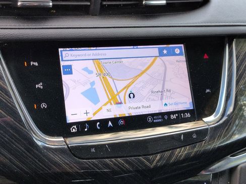 Used 2023 Cadillac XT6 Premium Luxury w/ Technology Package image 16