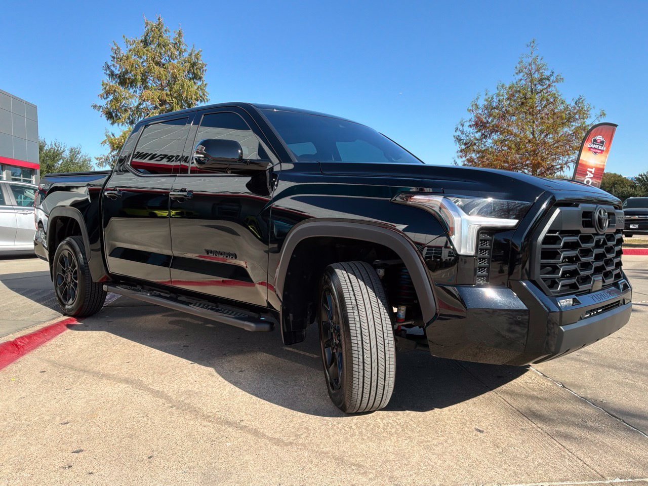 Used 2024 Toyota Tundra Limited w/ TRD Off-Road Package AWD/4WD image 4