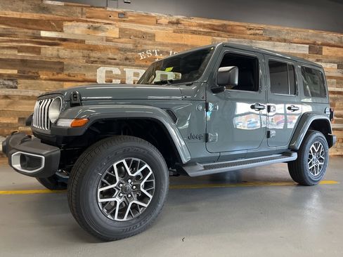 New 2026 Jeep Wrangler Sahara image 16