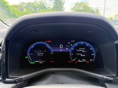 Used 2026 Toyota Camry XLE AWD/4WD image 4