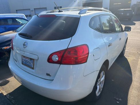 Used 2010 Nissan Rogue SL w/ Premium Pkg image 3