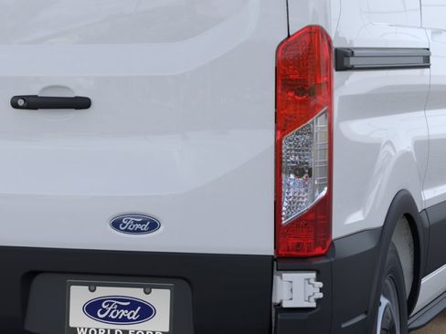 New 2026 Ford Transit 150 Low Roof RWD image 21