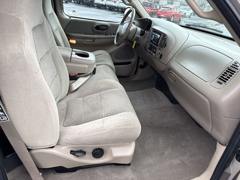 Used 2001 Ford F150 XLT image 14