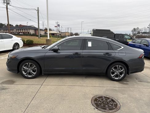 Certified 2023 Honda Accord EX-L image 7