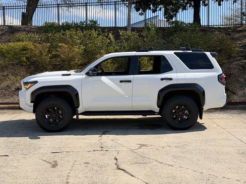 Used 2025 Toyota 4Runner TRD Pro image 6