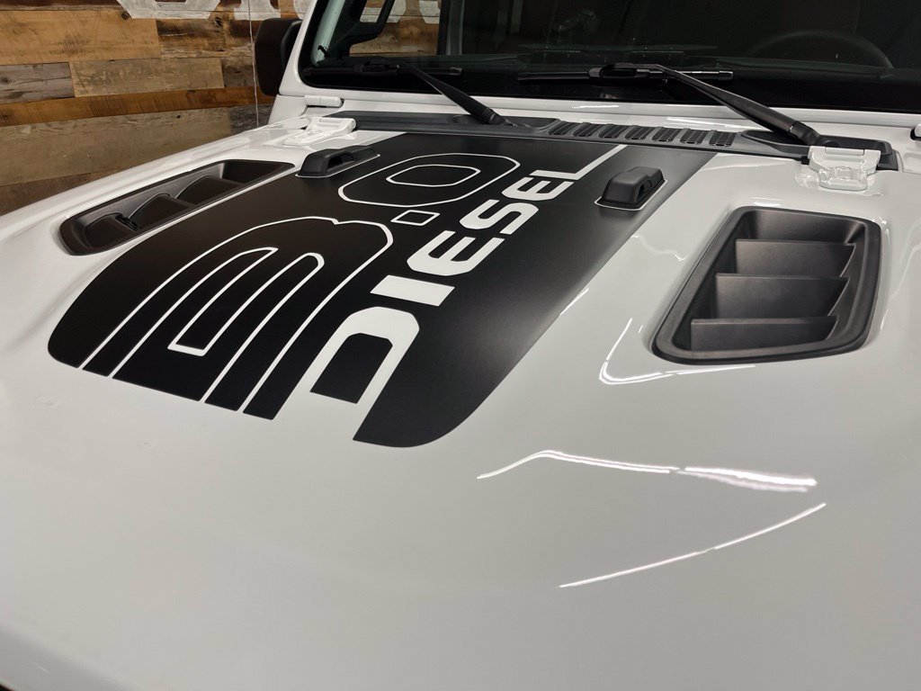 Used 2023 Jeep Gladiator Rubicon AWD/4WD image 8