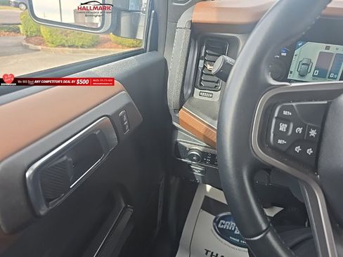 Used 2024 Ford Bronco Outer Banks w/ Sasquatch Package AWD/4WD image 14