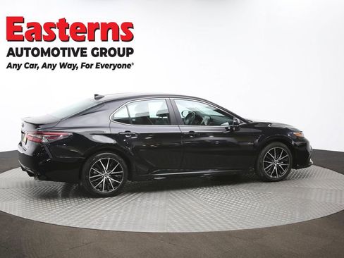 Used 2024 Toyota Camry SE image 42