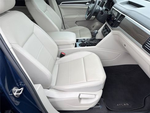 Used 2022 Volkswagen Atlas SE AWD/4WD image 12