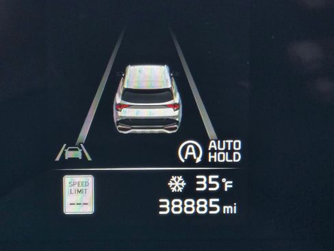 Certified 2023 Kia Sportage EX image 16